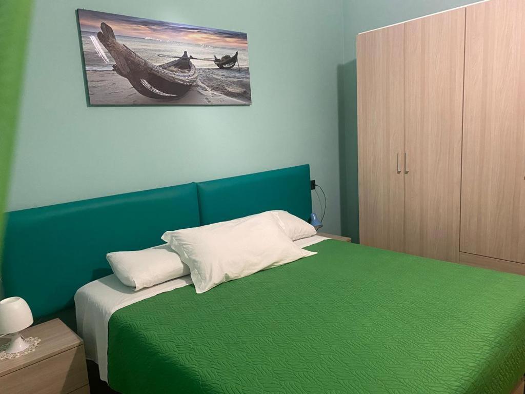 The Orange House Bed & Breakfast Асемини Екстериор снимка